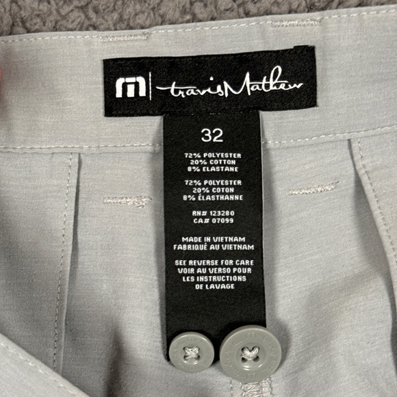 Travis Mathew Shorts Mens 32 Gray Bermuda Golf Performance Stretch Waist Flat 8" - Picture 5 of 11